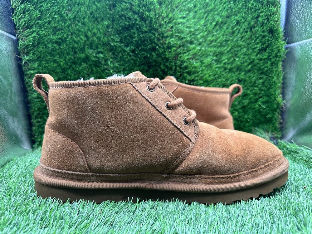 UGG Neumel 3236 Chukka Boot Men's 10 Brown Suede Lace-Up Wool Lined Snow Winter